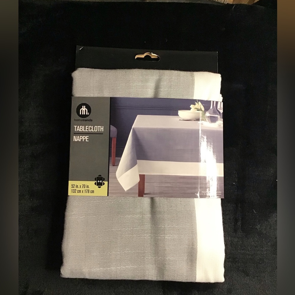 HOMETRENDS TABLECLOTH